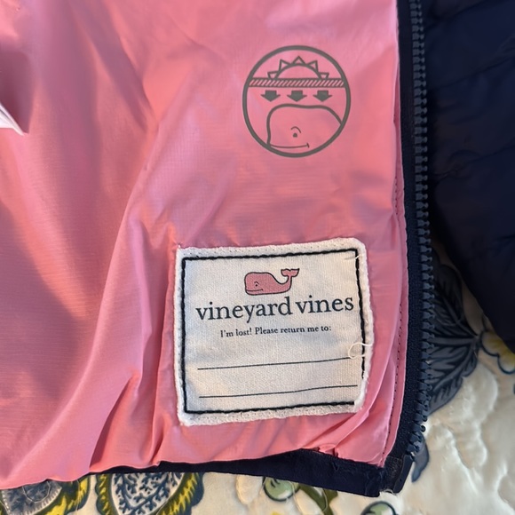 Kids Vineyard vines light puffer coat XL - Picture 5 of 8